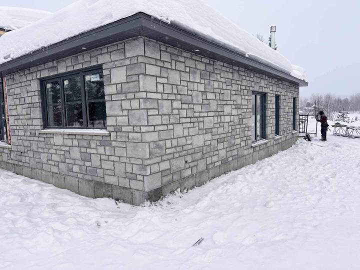 Maison en pierre Alma